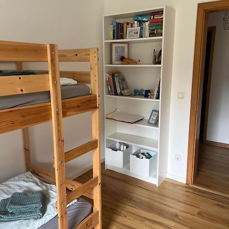Moderne Familienfreundliche Wohnung Am Waldrand Von Pruem Mit Terrasse Esterno foto